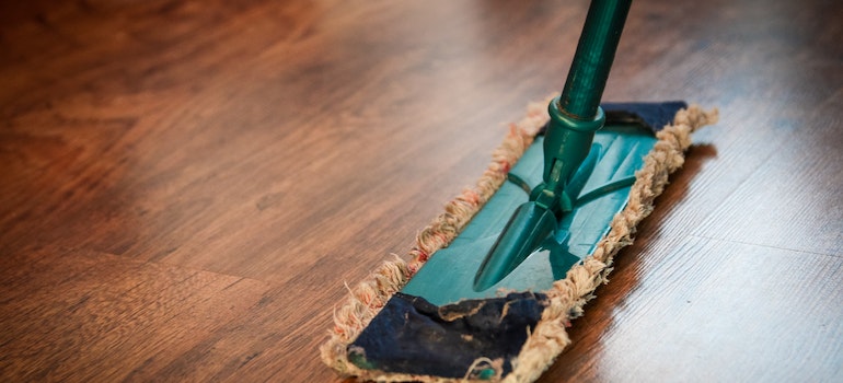How to Clean Your New House Before You Move In 3