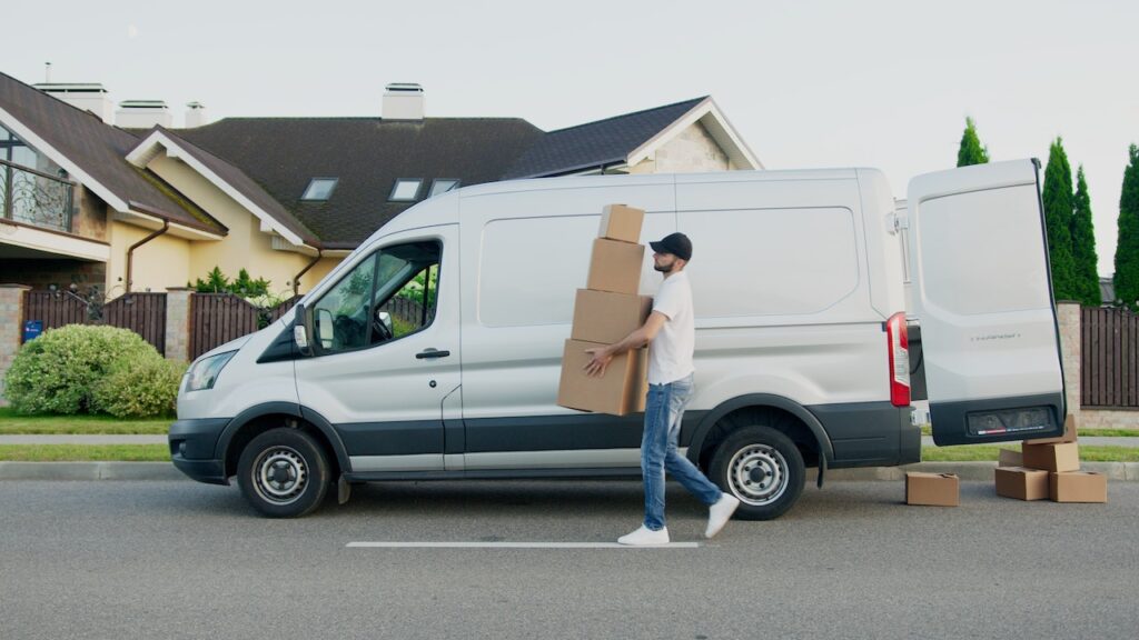 Tips for a Smooth Transition when Moving with Seniors 1